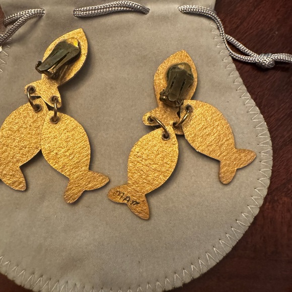 Gold Tone Fish-Shaped Earrings - Picture 4 of 5